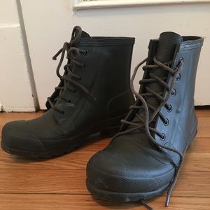 Hunter Lace-Up Ankle Boots